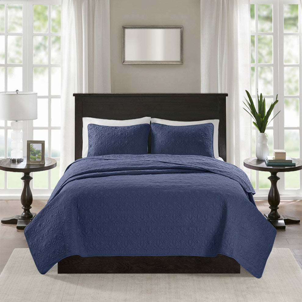 Madison Park Quebec Reversible Quilt Set, Navy
