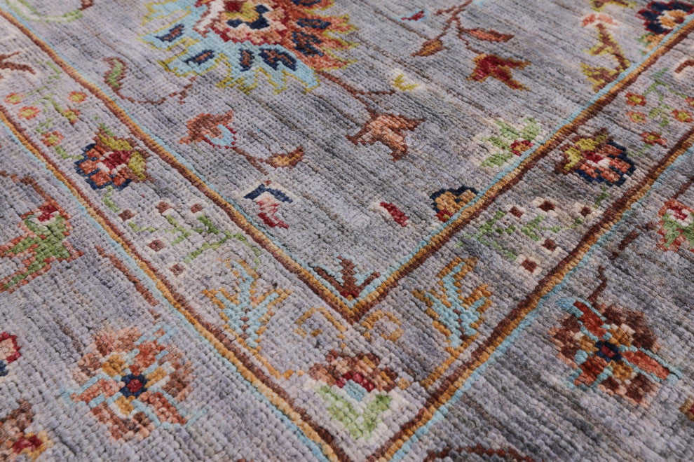 5' 7" X 7' 9" Handmade Persian Tabriz Wool Rug - Q12522