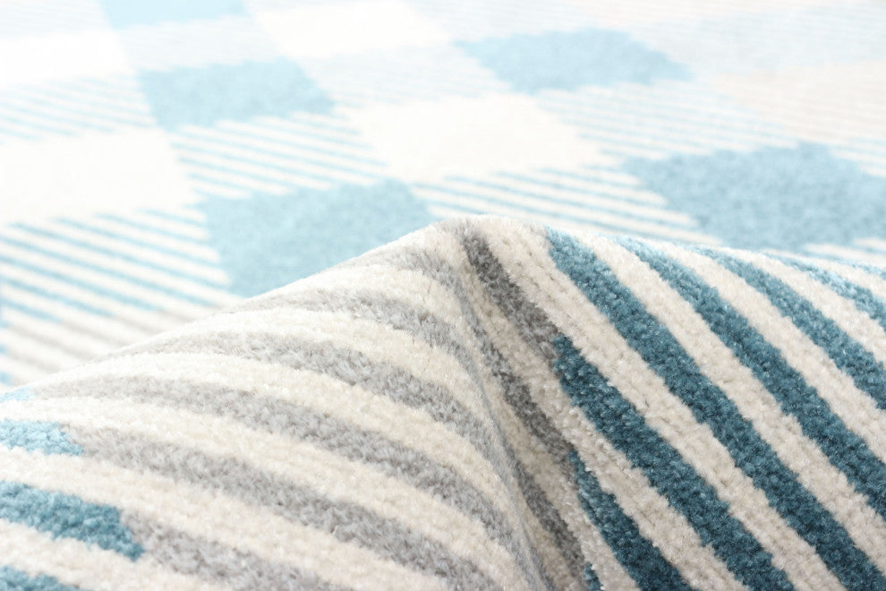 Aqua Kors Area Rug, Gray, 6'x9'