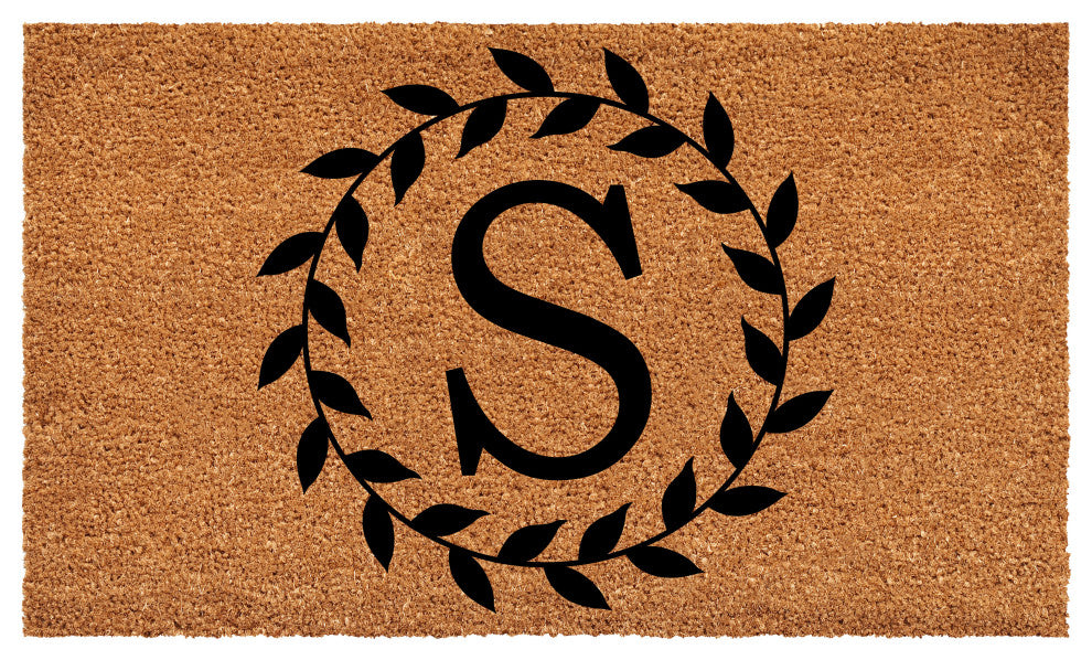 Calloway Mills Laurel Wreath Doormat, Letter S