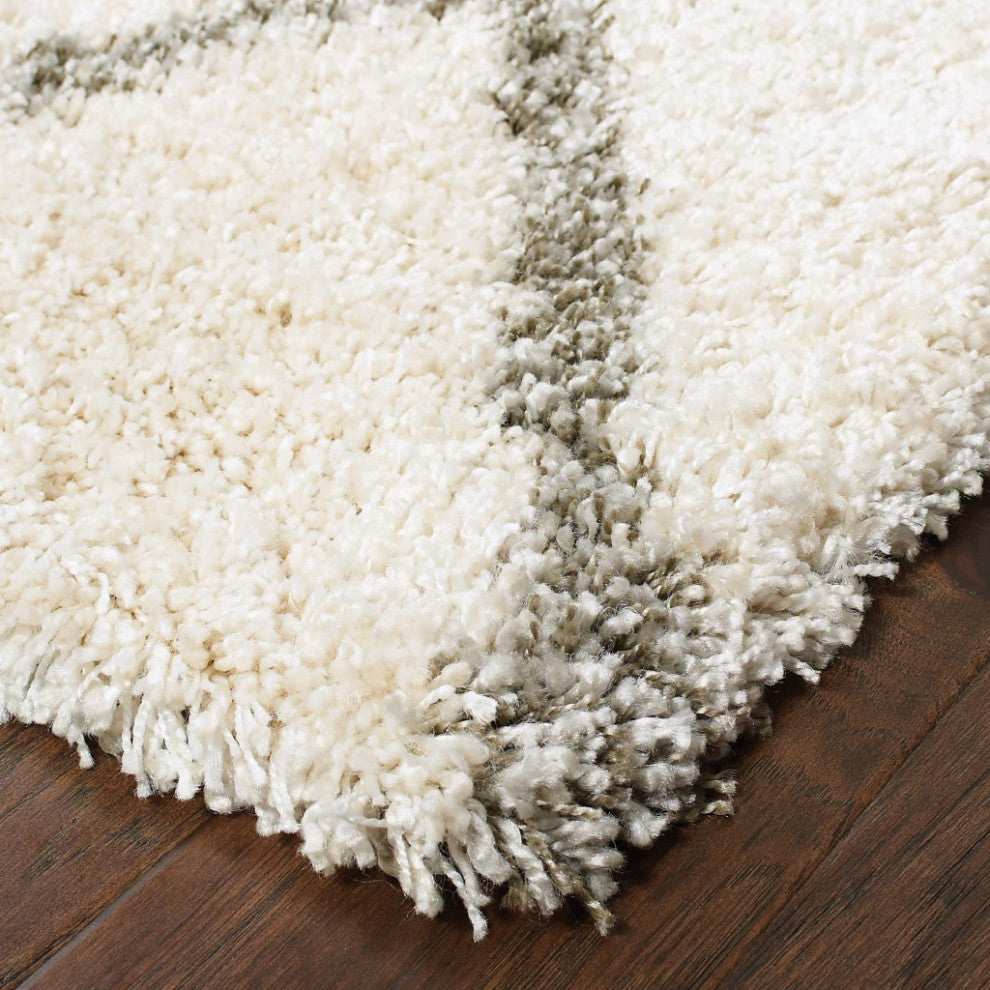 8' Round Ivory And Gray Geometric Lattice Area Rug