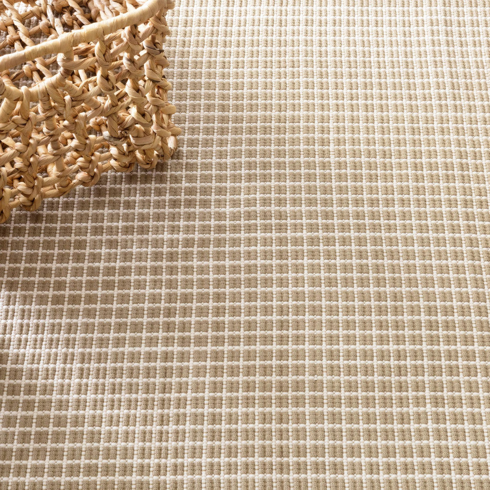 Dash & Albert Gridiron Wheat Handwoven Indoor/Outdoor Rug, Natural, 8' x 10'
