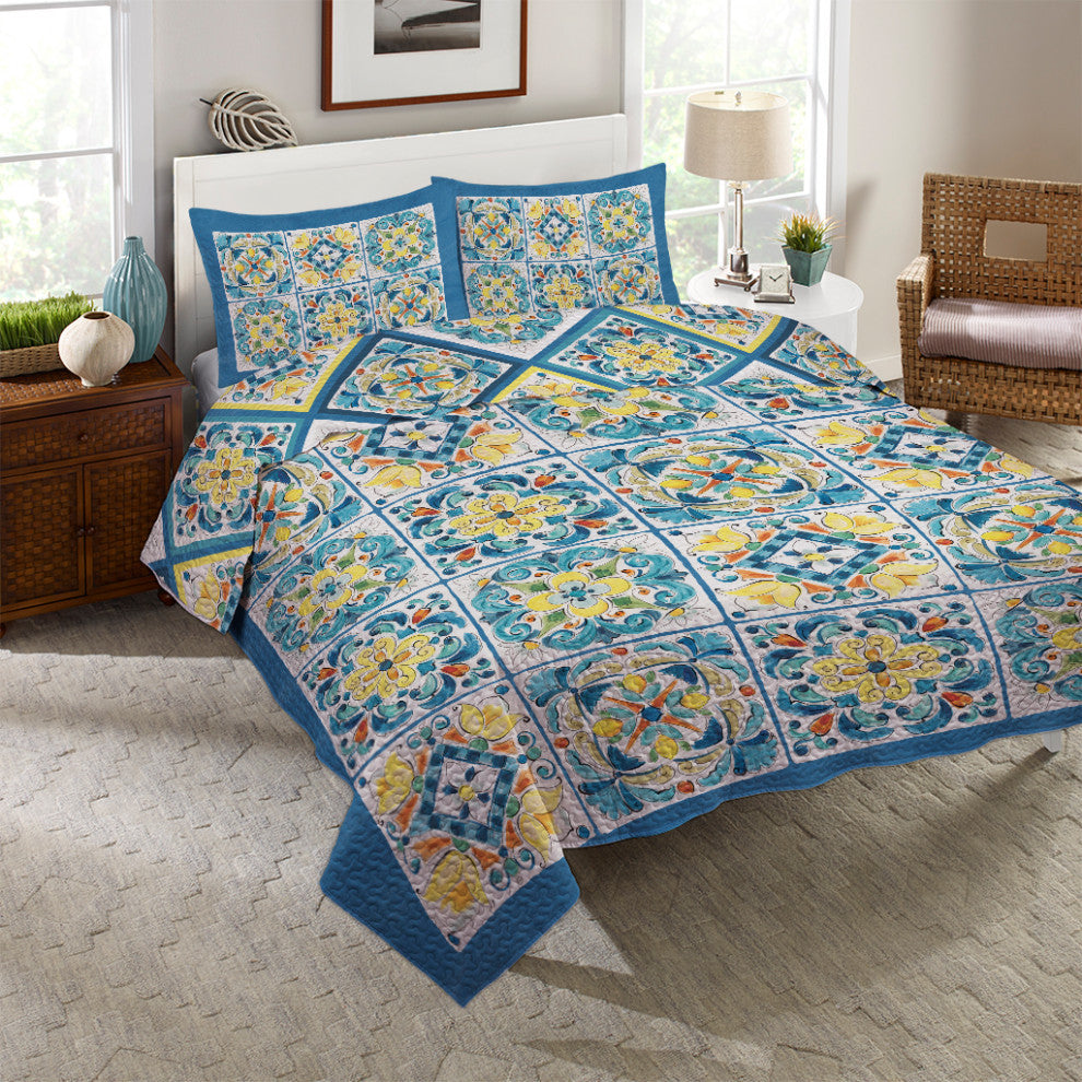 Mediterranean Breeze Queen Quilt Set