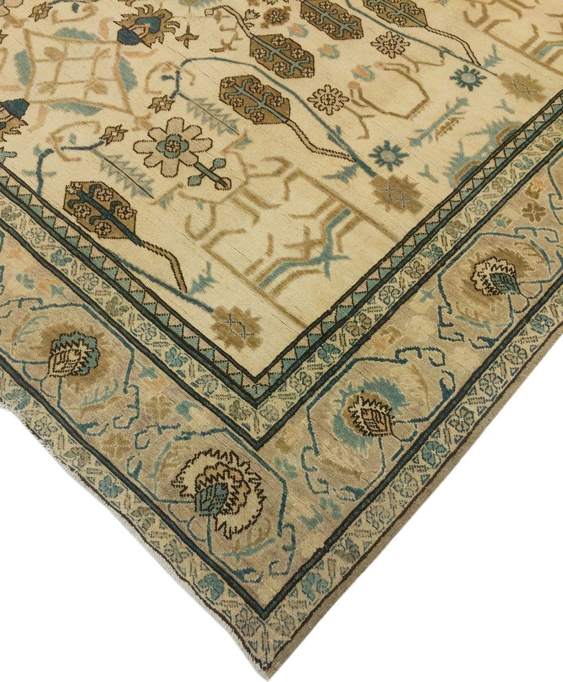 Peshawar Blake Ivory Hand-Knotted Rug, 7'10x9'10