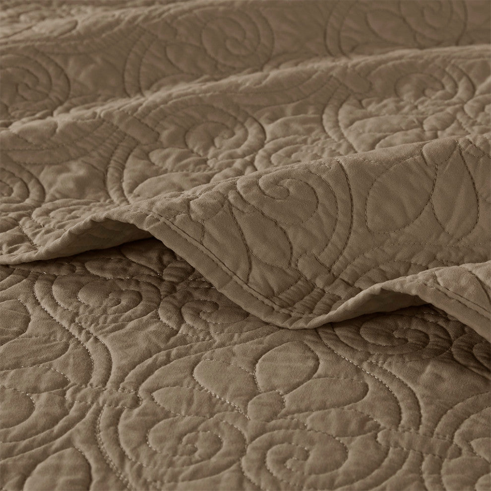 Madison Park Quebec Reversible Quilt Set, Mocha
