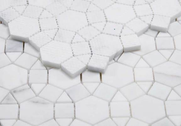 Mosaic Tile Calacatta Marble Circular Shape, White