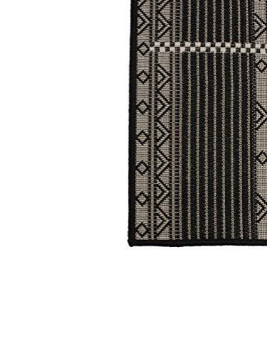 Outdoor Collection Geometric Pattern Bohemian Rug, Black, 5'3"x7'6"