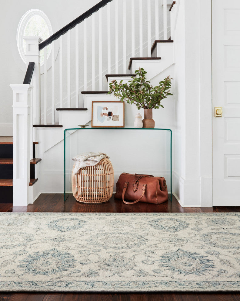 Loloi Norabel Ivory/Blue 5'-0" x 7'-6" Area Rug