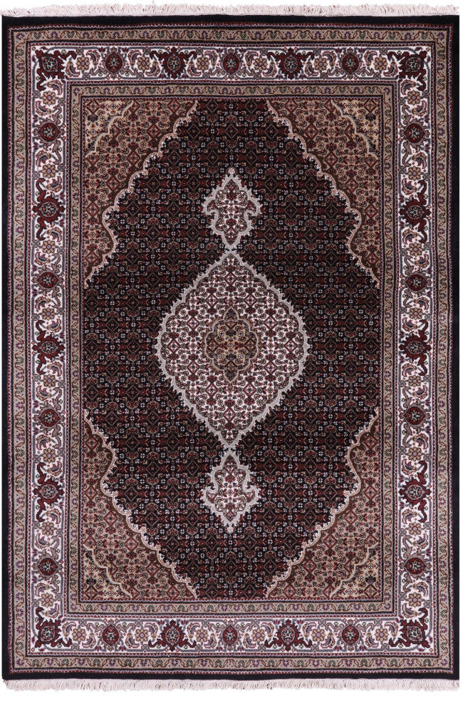 4' 10" X 7' 0" Wool and Silk Hand Knotted Persian Tabriz Rug Q8926