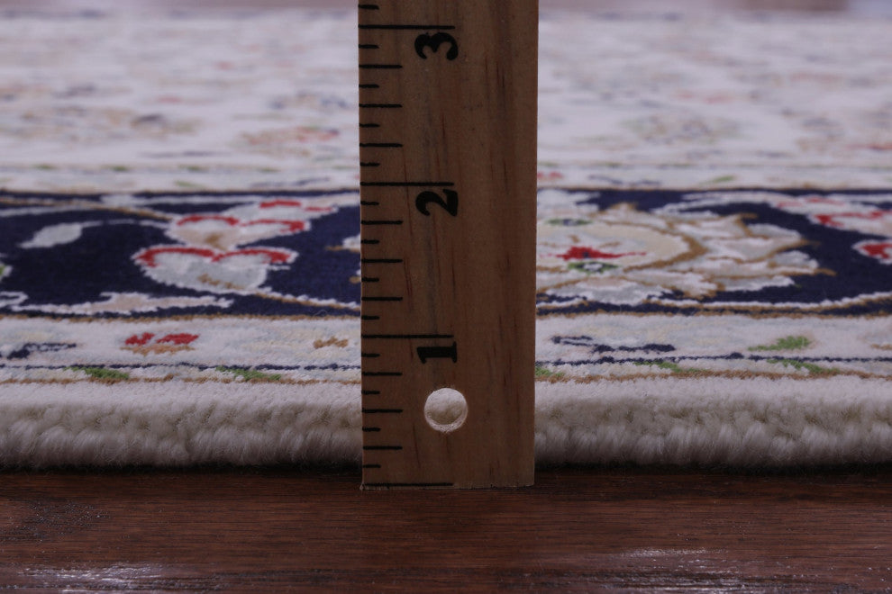 6' 1" X 9' 1" Persian Nain Handmade Wool & Silk Rug - Q14730