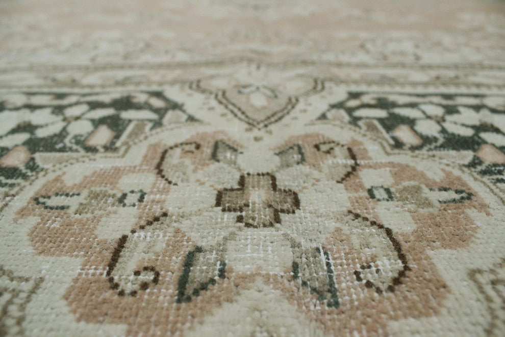 Fine Vintage Distressed Everleigh Rust Rug 9'10"x13'0"