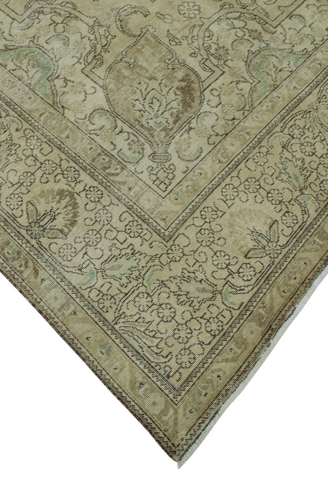 Fine Vintage Distressed Leena Beige Rug