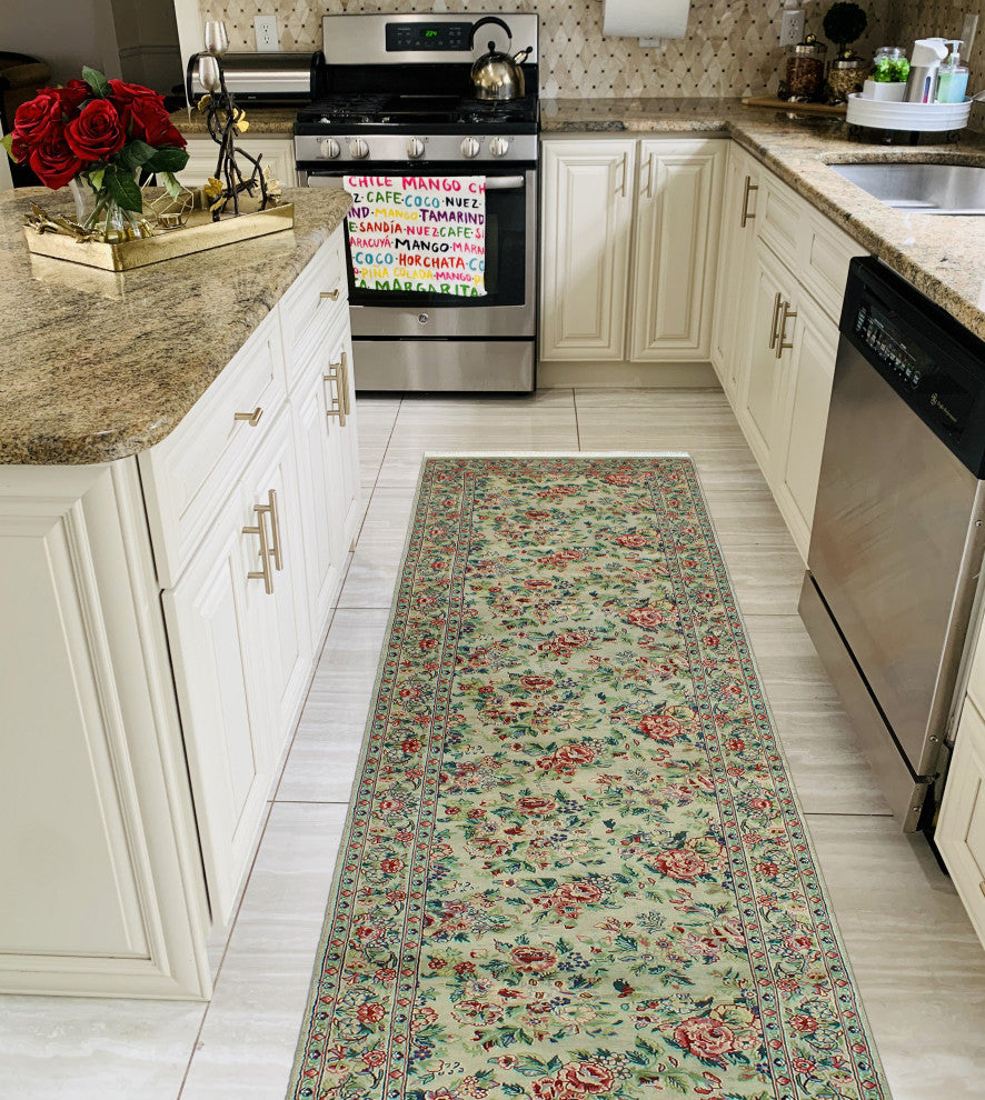 Pak-Persian Nezaket Gray/Red Runner, 2'7x11'0