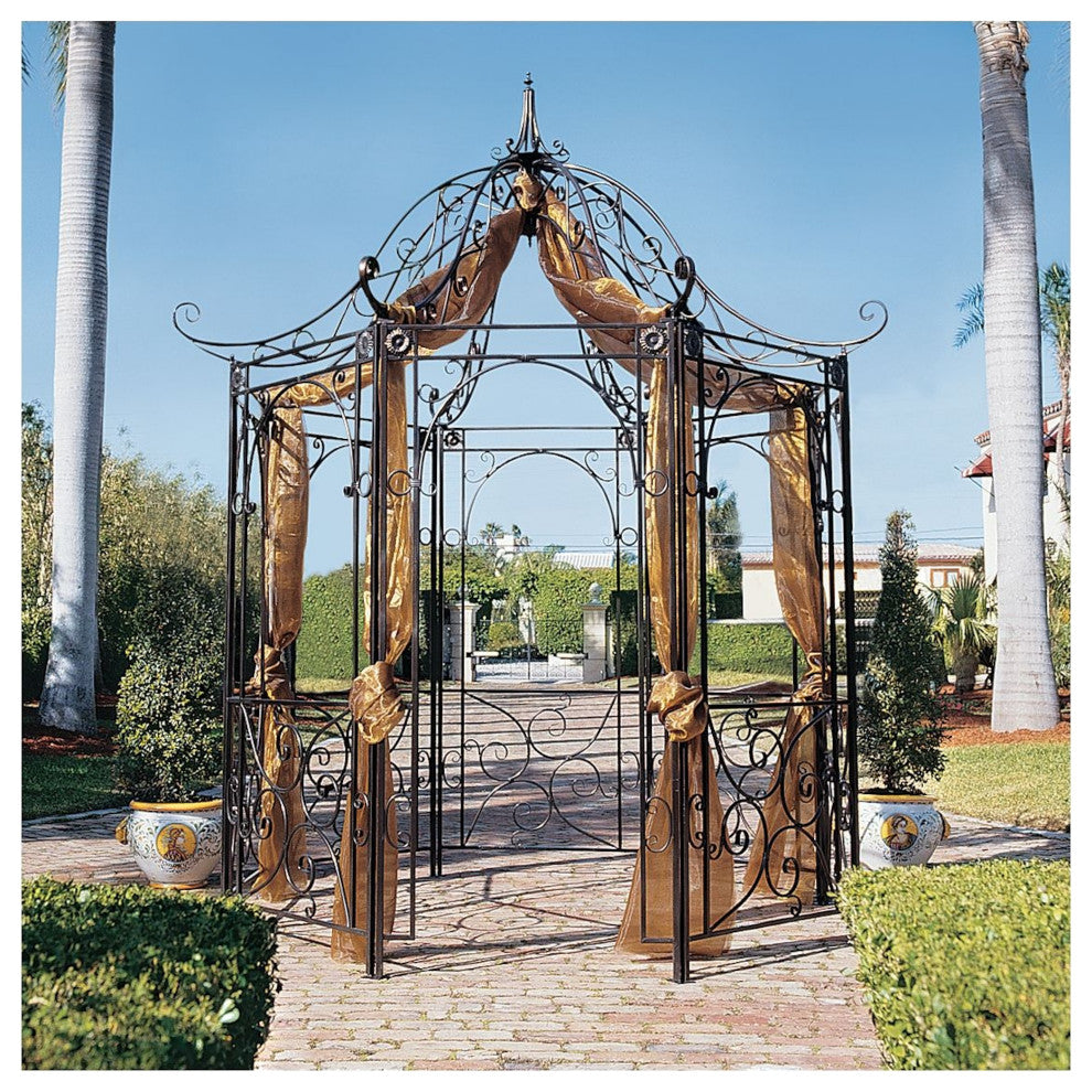 Amelie Gazebo