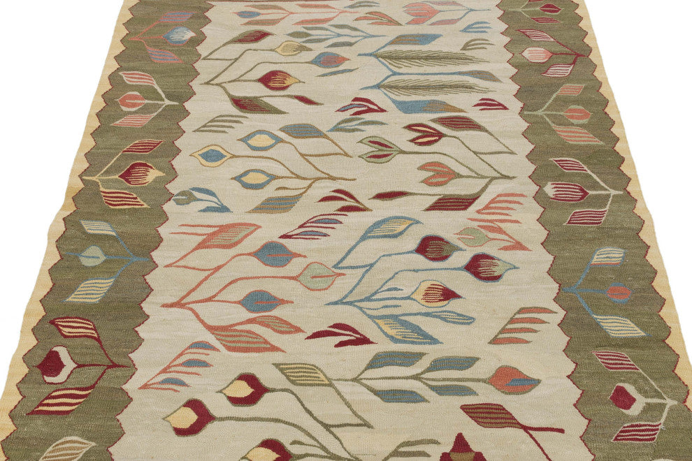 New Handwoven Turkish Kilim Rug 3' 11" x 5' 10", 47 in. x 70 in.