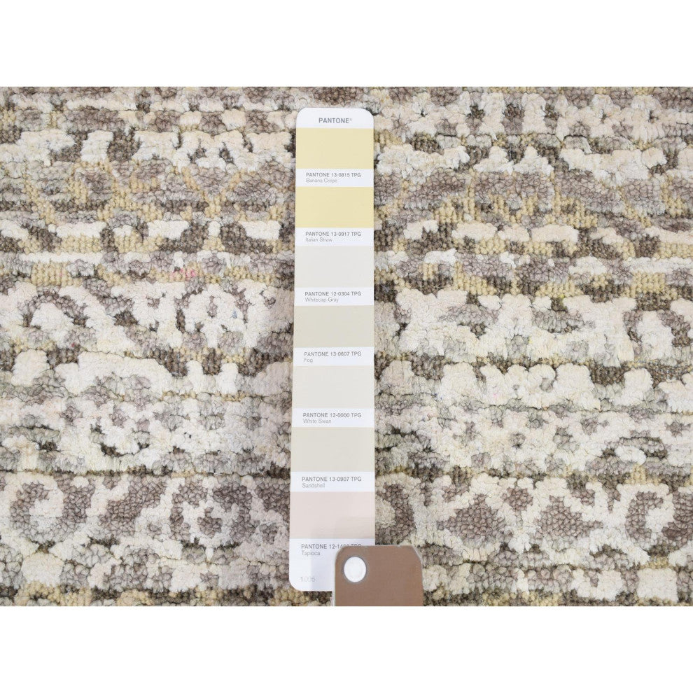 Ivory Modern Arabesque Design Hand Knotted Wool and Silk Runner Rug, 2'8"x8'2"