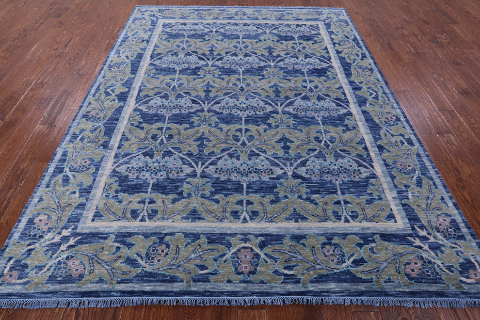 8' 0" X 10' 1" William Morris Handmade Wool Rug - Q13631