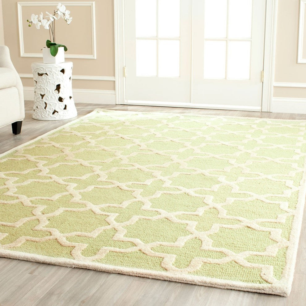 Safavieh Cambridge CAM125B 6'' Round Light Green Rug
