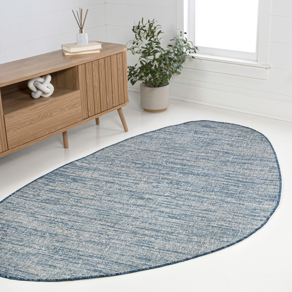 Callan Modern Rustic Abstract Indoor/Outdoor Shaped Area Rug