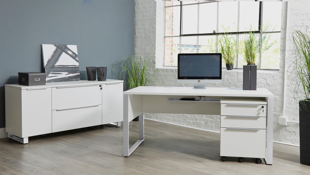 K146 Desk 63x32", White