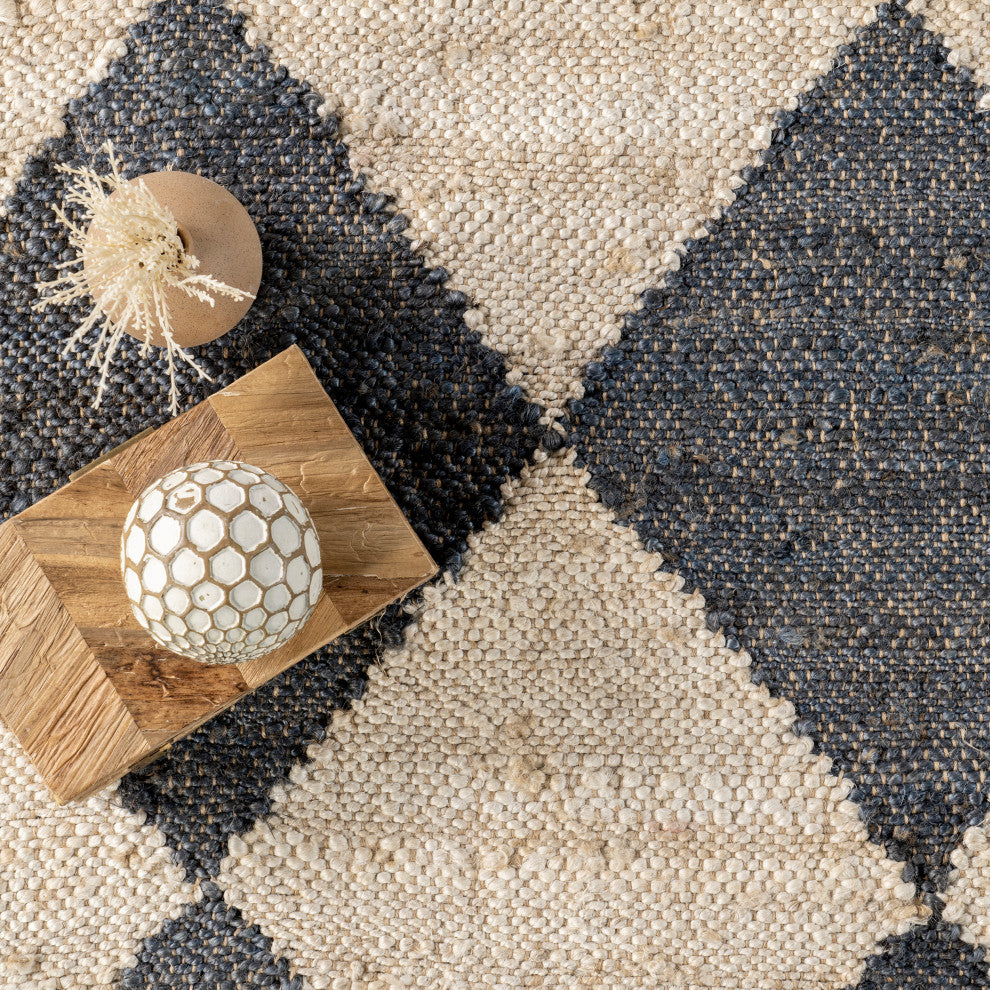 Louie Diamond Checkerboard Jute Area Rug, Charcoal 8'x10'