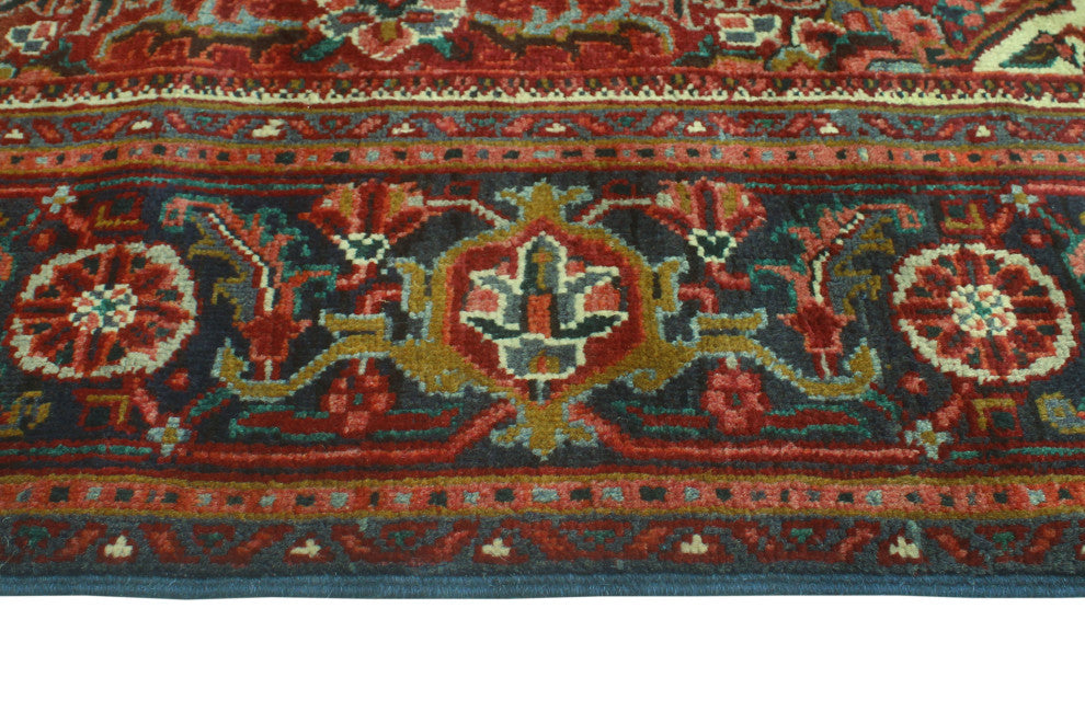 Fine Vintage Heriz Esra Red/Ivory Rug, 6'9 x 9'5
