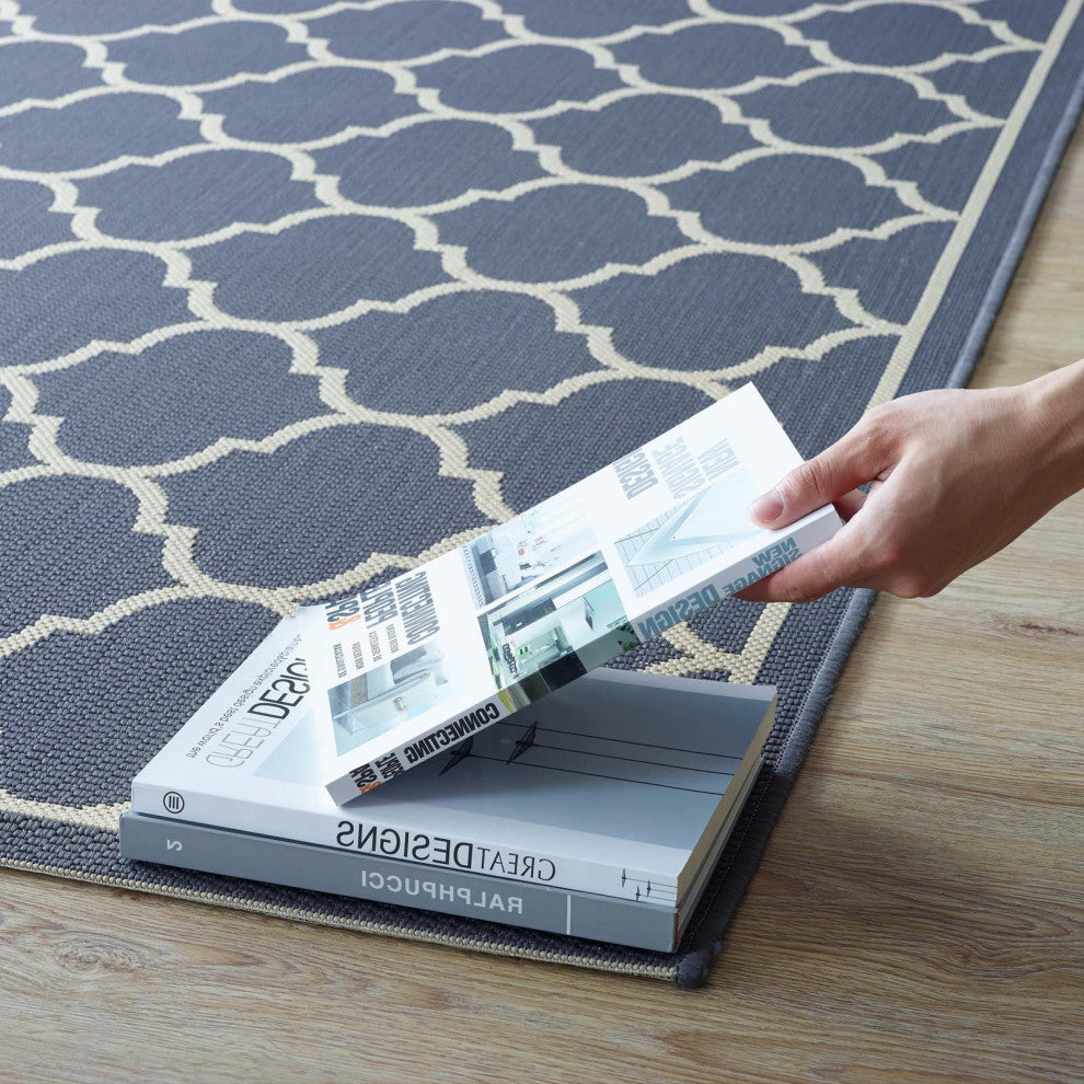Avena Moroccan Quatrefoil Trellis 4x6 Indoor and Outdoor Area Rug-Blue and Beige