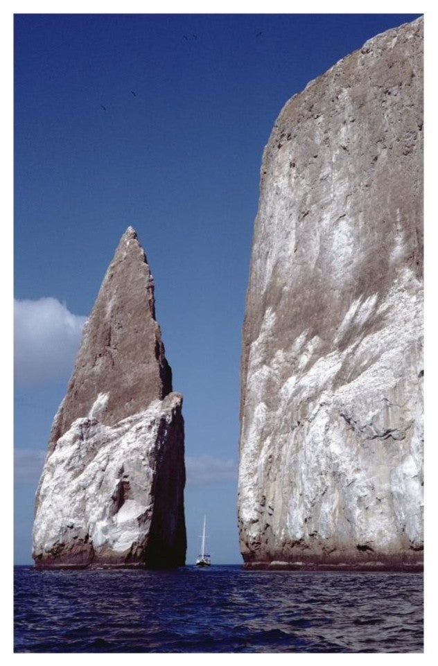 Kicker Rock Tufa Formation With Sailboat Galapagos Islands Ecuador-p