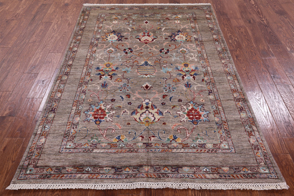 4' 11" X 7' 1" Persian Tabriz Hand-Knotted Rug Q10107