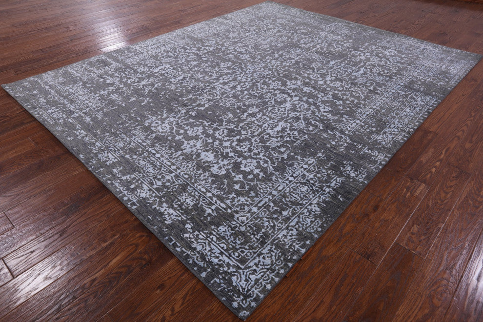 8' 0" X 10' 1" Wool and Silk Persian Hand Knotted Rug Q7105