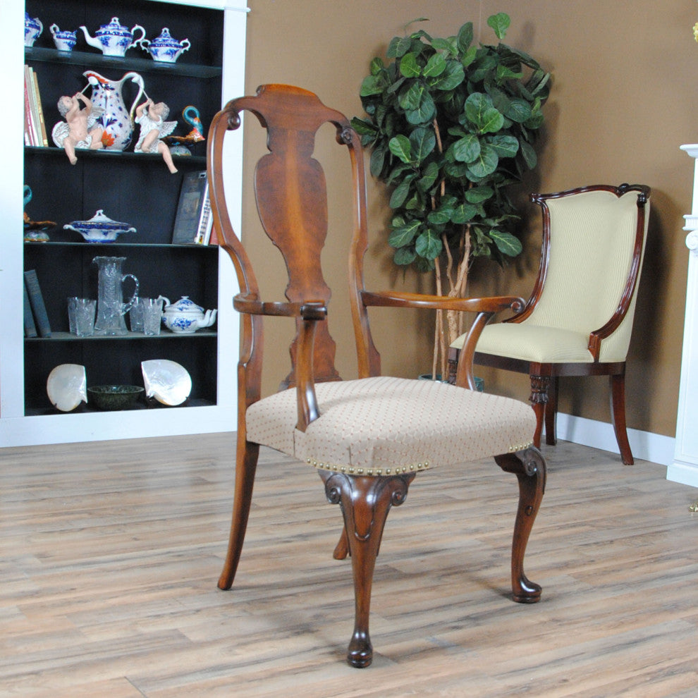 NVIN0276 Berkey and Gay Set of 6 Vintage Chairs