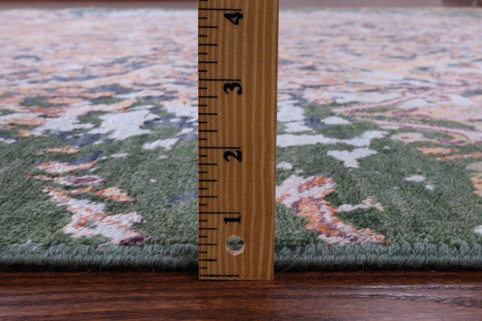 8' 0" X 10' 6" Modern Hand-Knotted Wool and Silk Rug Q11810
