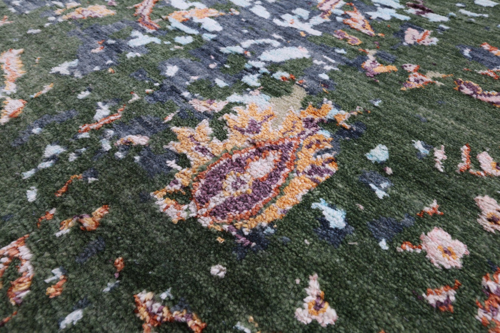 8' 0" X 10' 6" Modern Hand-Knotted Wool and Silk Rug Q11810