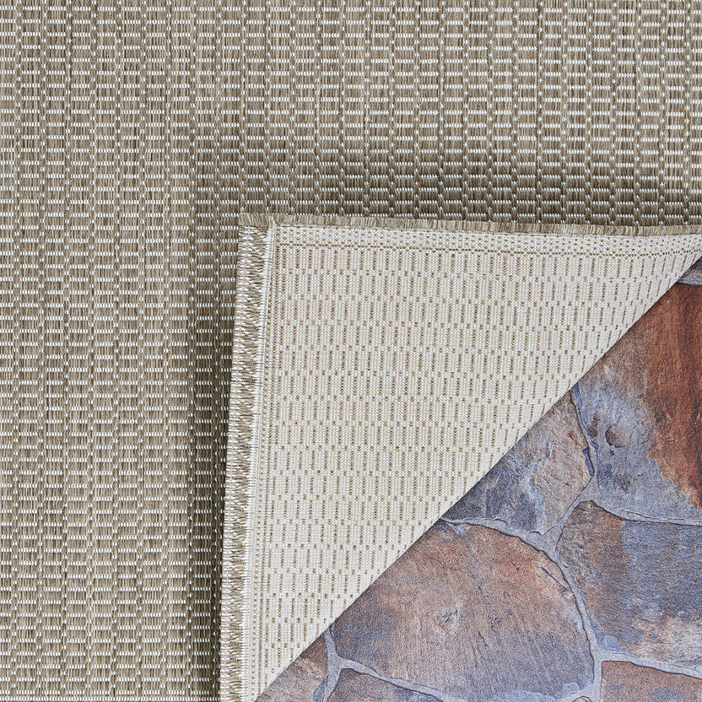 Couristan Recife Saddlestitch 1001/2312 Outdoor Rug, Champagne/Taupe, 7'6"x7'6" Round