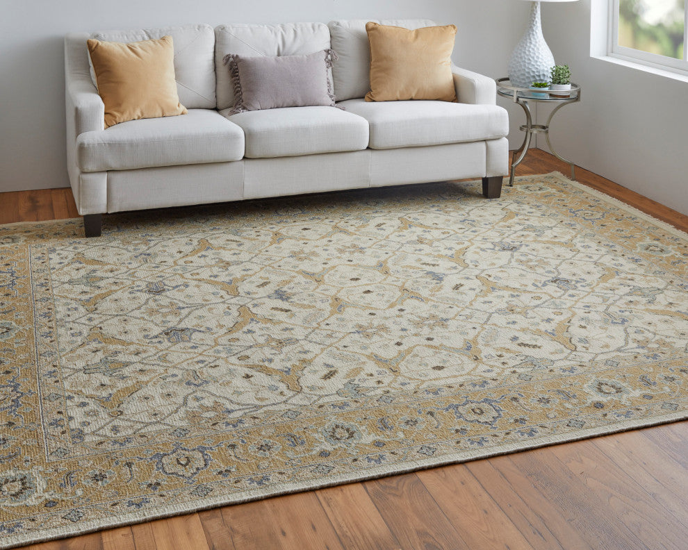 Aleska Traditional Oriental, Ivory/Gold, 2'6"x12' Runner