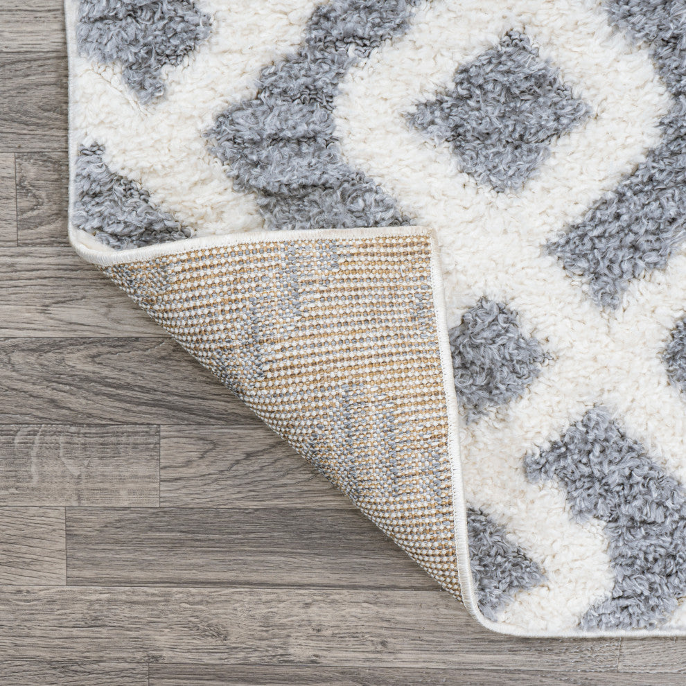 Astrid Retro Trellis High-Low Cream/Gray 4'x6' Area Rug