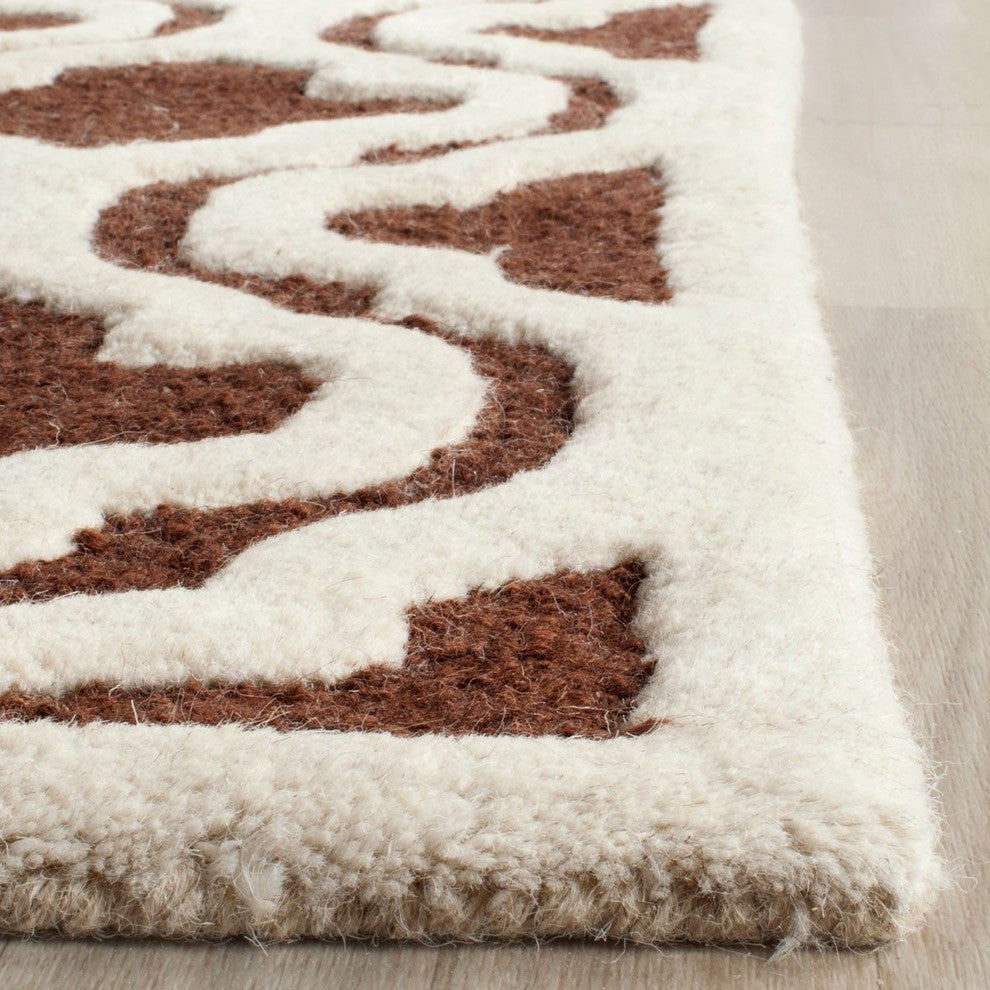 Safavieh Cambridge CAM132H 6' Square Brown Rug