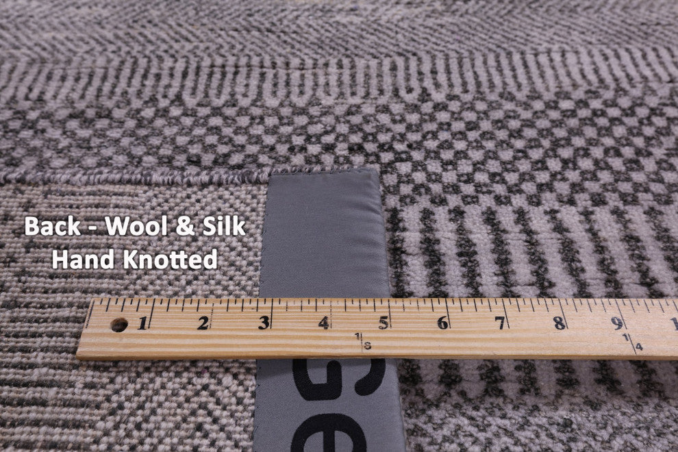 Runner Wool and Silk Savannah Grass Hand-Knotted Rug 2' 8" X 8' 9" Q11979