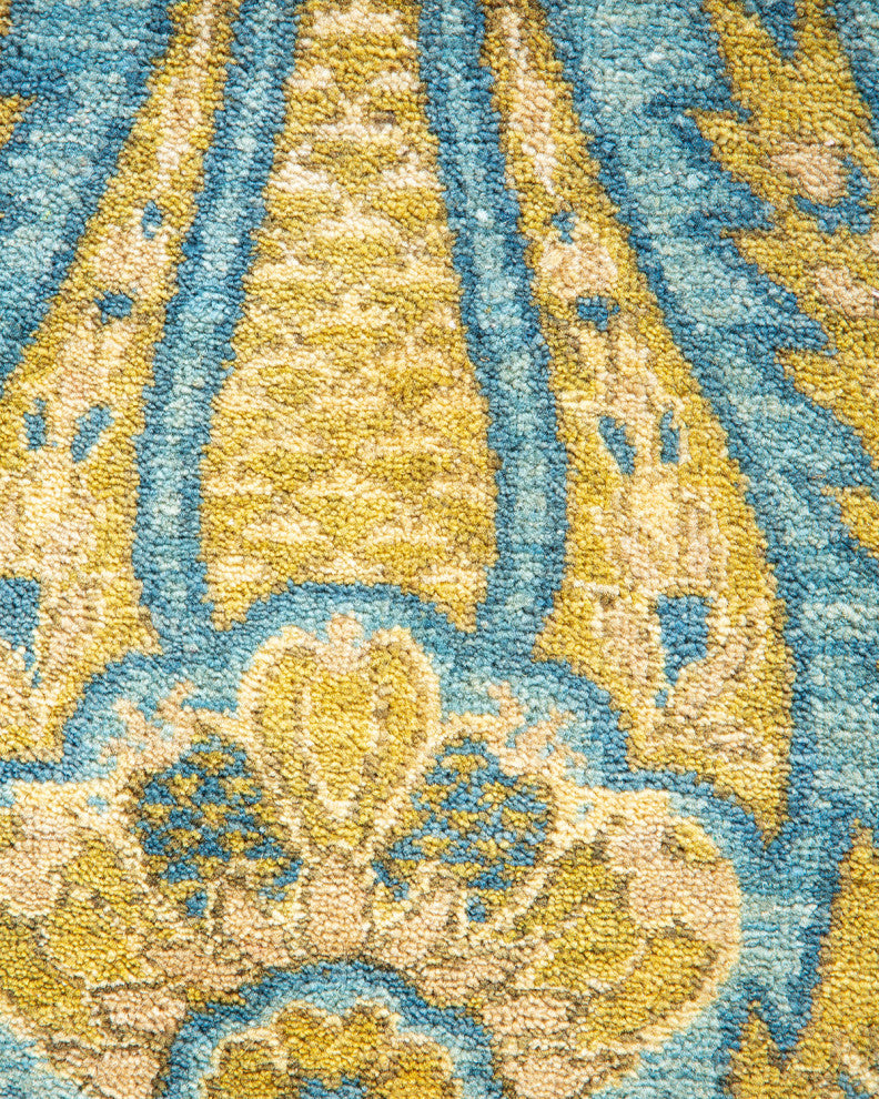 Annie, One-of-a-Kind Hand-Knotted Area Rug Green, 8'3"x10'0"