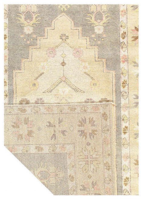 Fine Hand Knotted Oushak Rug 6'x9'2"