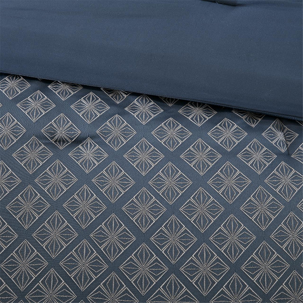 Madison Park Biloxi 7 Piece Comforter Set in Navy