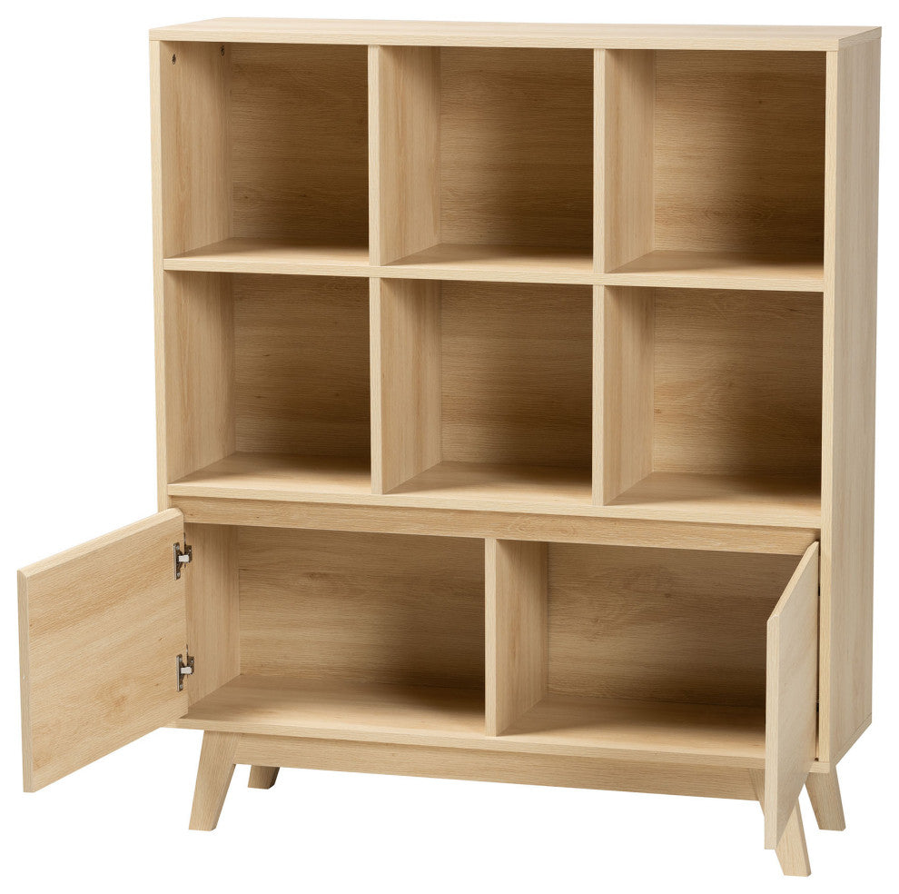 Vanda Oak Brown Finished Wood Bookshelf