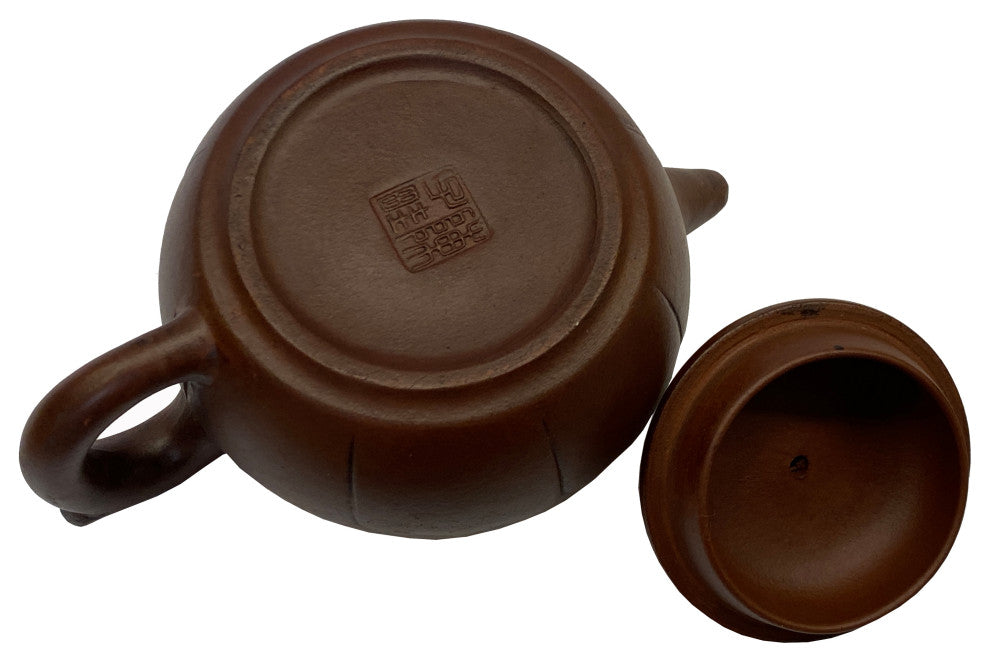 Chinese Handmade Yixing Zisha Clay Teapot With Artistic Accent, Hws2241