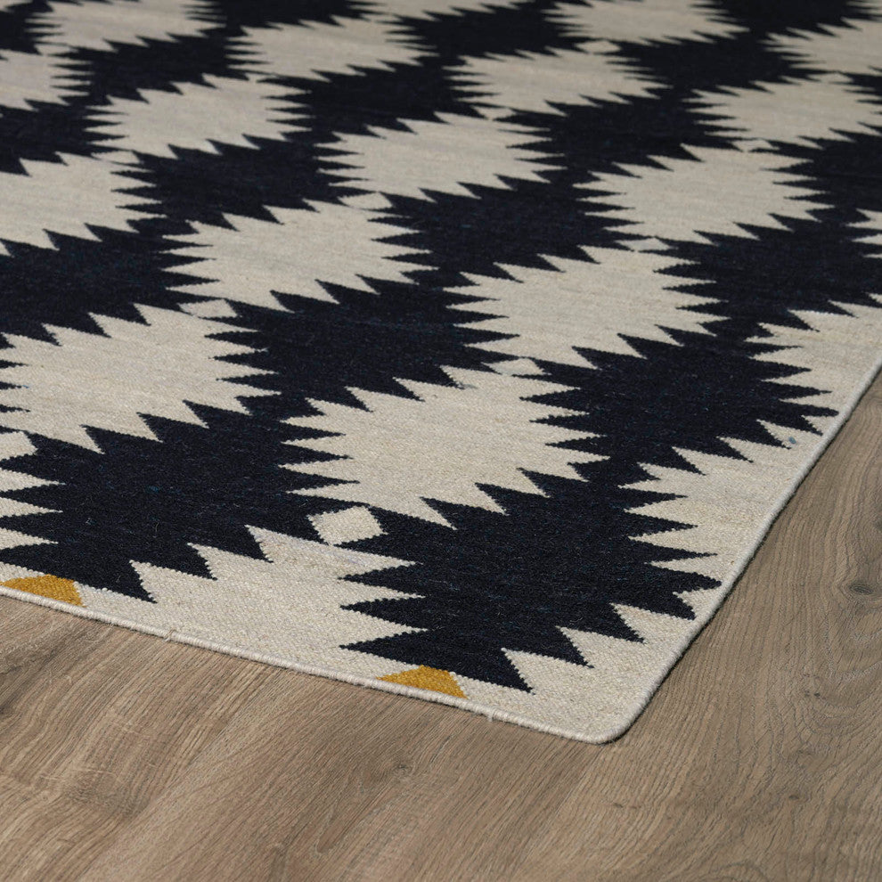 Kaleen Nomad Collection Rug, 3''6"x5''6"