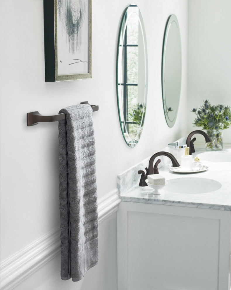 Amerock Highland Ridge Transitional Towel Bar, Oil Rubbed Bronze, 18" Center-to-