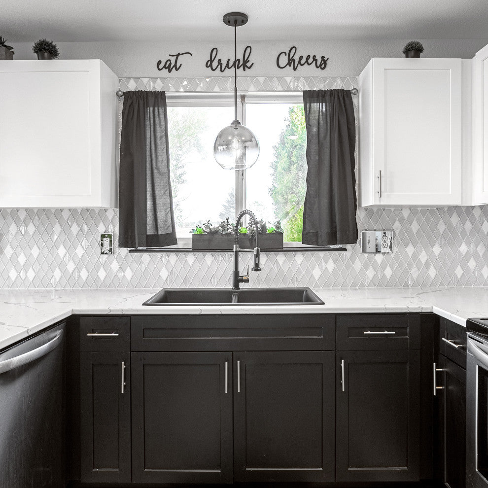 Elegant Glass and Marble Rhomboid Design Mosaic Backsplash Tile, Sample