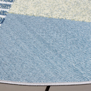 Safavieh Sarasota Collection SAR102 Indoor-Outdoor Rug, Blue/Light Green, 6'7" Round