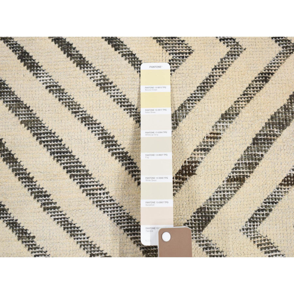 Ivory Roman Key Squares Design Hand Knotted Pure Silk With Wool Rug, 9'0"x12'0"