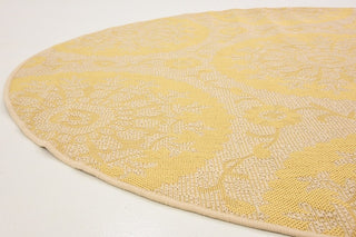 Unique Loom Yellow Medallion Outdoor 6' Round Rug