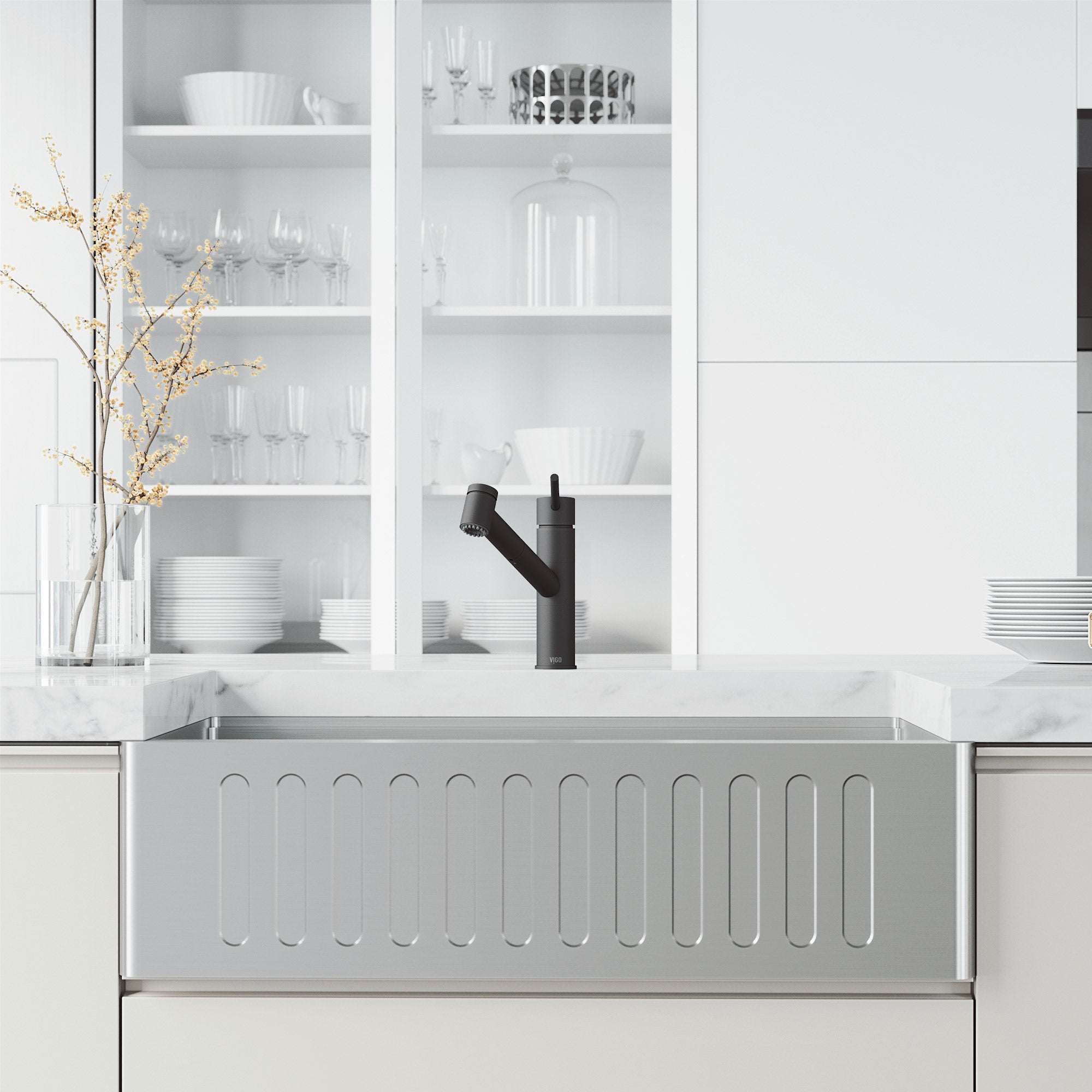 VIGO Branson 9" H Single Handle Pull-Out Sprayer Kitchen Faucet, Matte Black, Without Extras